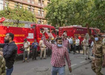 आयकर विभाग की इमारत में आग, एक अधिकारी की मौत