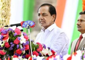 चुनाव आयोग की तेलंगाना के पूर्व सीएम केसीआर पर कार्रवाई