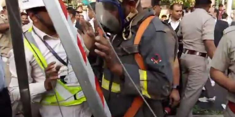 लखनऊ में सीवर लाइन की सफाई के दौरान दो मजदूरों की मौत