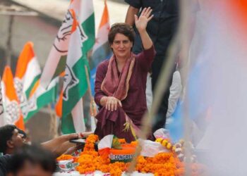 प्रियंका गांधी ने अमेठी के लोगों को याद दिलाया बरसों का रिश्ता