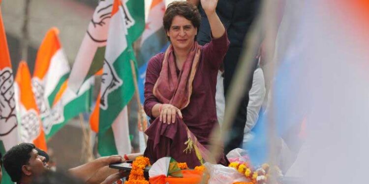 प्रियंका गांधी ने अमेठी के लोगों को याद दिलाया बरसों का रिश्ता