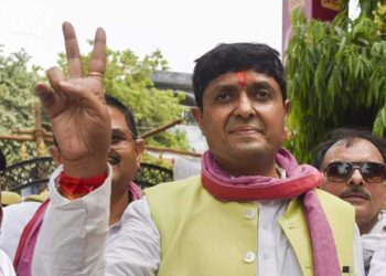 इलाहाबाद से कांग्रेस प्रत्याशी उज्जवल रमण सिंह ने दर्ज की जीत, जनता का जताया आभार