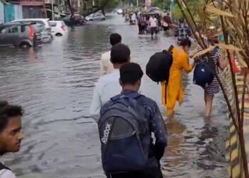 अयोध्या में रामपथ धंसने का मामला संसद में उठाने का किया ऐलान