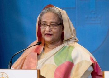 शेख हसीना भारत पहुंचीं, गाजियाबाद के हिंडन एयरबेस पर उतरा विमान