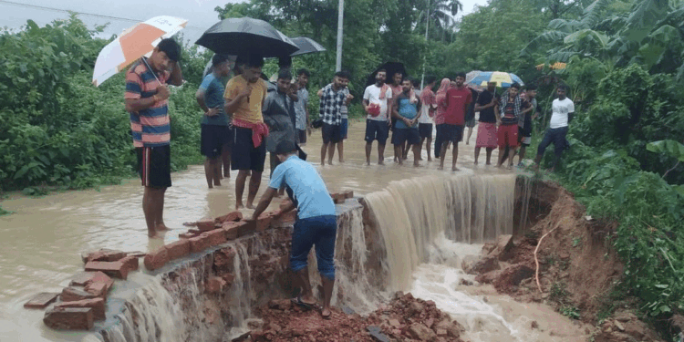 त्रिपुरा में कुदरत बारिश के बाद भूस्खलन में 7 लोगों की मौत