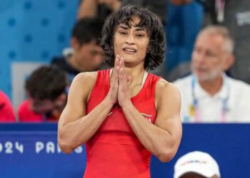 विनेश फोगाट ने लहराया पेरिस में परचम,सिल्वर मेडल पक्का