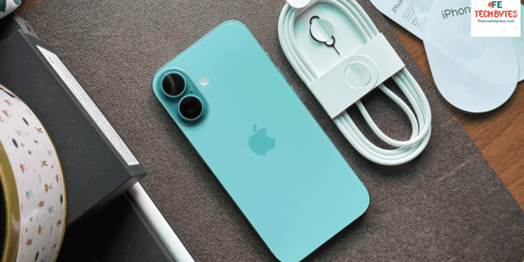 iPhone 16 खरीदने के लिए दिल्ली से मुंबई तक मची होड़