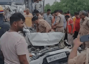 कानपुर में भीषण सड़क हादसा, कार सवार पांच लोगों की दर्दनाक मौत