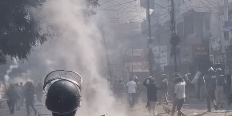 महाराष्ट्र के परभणी में संविधान के अपमान के बाद भड़की हिंसा