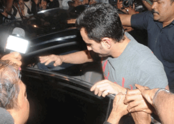 सैफ के हमलावर के चेहरे की पहचान करेगी पुलिस