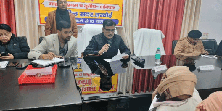 पत्नी का डेथ सर्टिफिकेट बनाने के 2 हजार मांगे