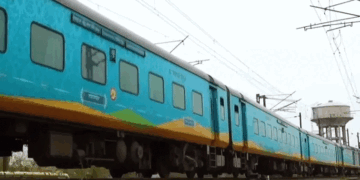 किउल-झाझा रेल खंड पर तीन महिलाओं की ट्रेन की चपेट में आ जाने से मौत