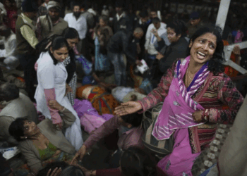 नई दिल्ली रेलवे स्टेशन पर मची भगदड़ में 18 की मौत