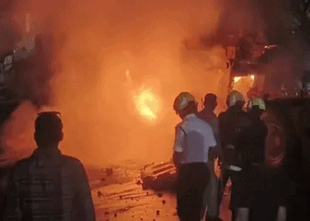 महाराष्ट्र के नागपुर में दो गुटों में हिंसक झड़प