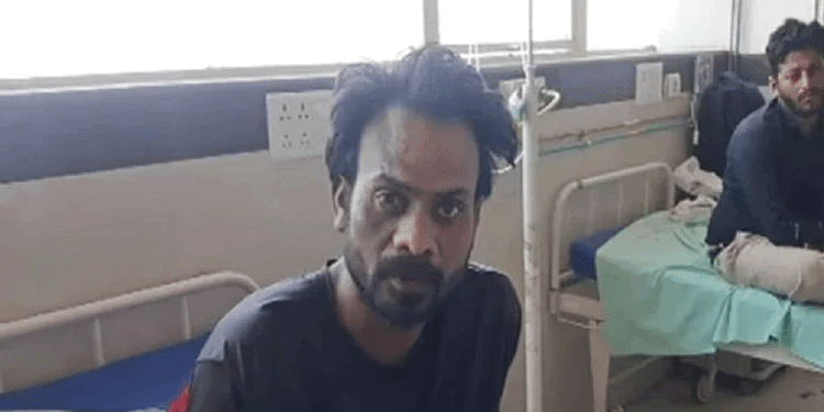 बेटे का ऑपरेशन कराने आए पिता को डॉक्टरों ने लगा दिया चीरा