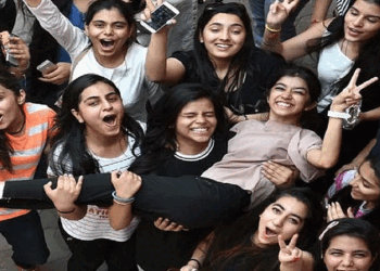 CBSE 12वीं बोर्ड परीक्षा के नतीजे घोषित, 88.39 फीसदी स्टूडेंट हुए पास