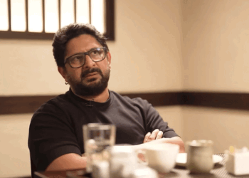 अरशद वारसी, उनकी पत्नी और 57 अन्य खिलाफ सेबी की कारवाई