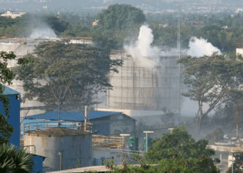 मैंगलोर रिफाइनरी में जहरीली गैस रिसाव से 2 कर्मचारियों की मौत, एक की हालत गंभीर