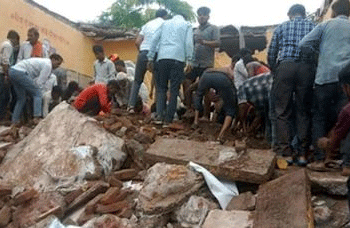 राजस्थान में सरकारी स्कूल की इमारत का एक हिस्सा गिरने से मरने वाले बच्चों की संख्या 7 हुई