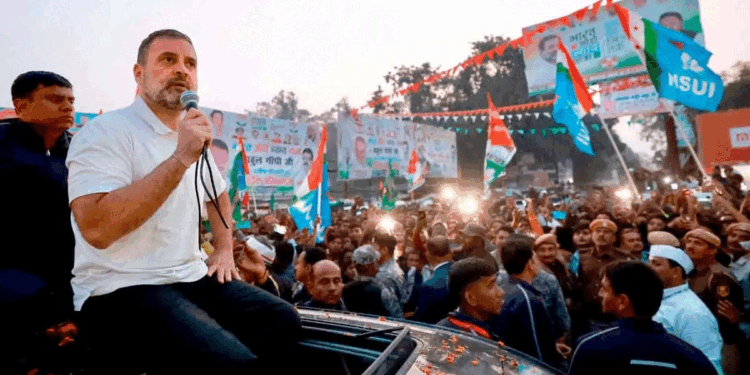 राहुल गांधी ने नरेन्द्र मोदी पर तीखा हमला बोला