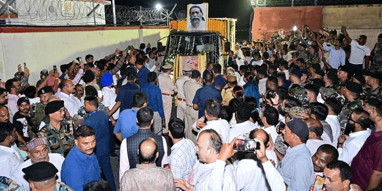 शिबू सोरेन का पार्थिव शरीर रांची पहुंचा