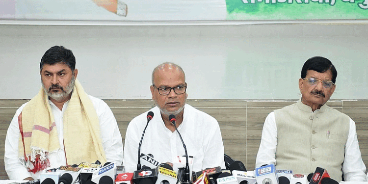 चुनाव आयोग को बीजेपी ने हाईजैक कर लिया-प्रणव झा