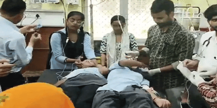 राजस्थान के सरकारी स्कूल में खाना खाने के बाद 50 छात्र बीमार