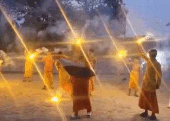 रिंकू सिंह’ और ‘ऑपरेशन सिंदूर’ नाम से पटाखों की धूम