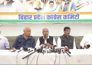 बिहार कांग्रेस ने चुनाव आयोग के सामने रखी पांच मांगें
