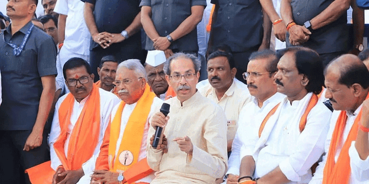 महाराष्ट्र में है ‘दगाबाज सरकार’, उन्हें ‘वंदे मातरम’ बोलने का कोई अधिकार नहींः उद्धव ठाकरे