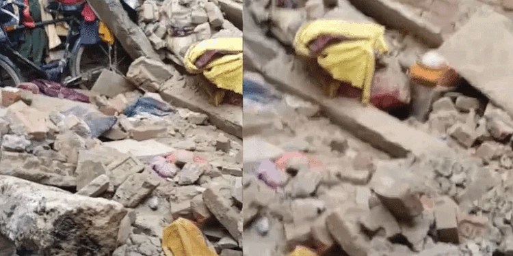 दानापुर में  मकान की छत गिरने से एक ही परिवार के  5 लोगों की मौत