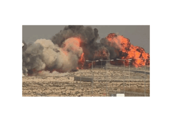 हवाई प्रदर्शन के दौरान भारतीय लड़ाकू विमान क्रैश, पायलट की मौत