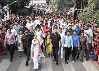 ममता ने मतुआ बहुल क्षेत्र में SIR के खिलाफ मार्च निकाला