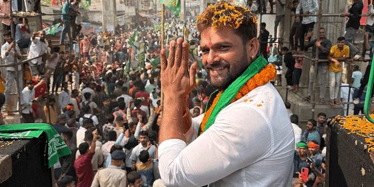 विकास पर सवाल करो, तो ये ‘मंदिर-मस्जिद’ पर ले जाएंगे