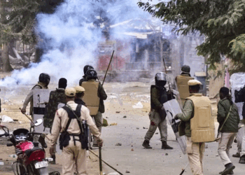 असम में हिंसा प्रभावित इलाकों में मोबाइल इंटरनेट बहाल