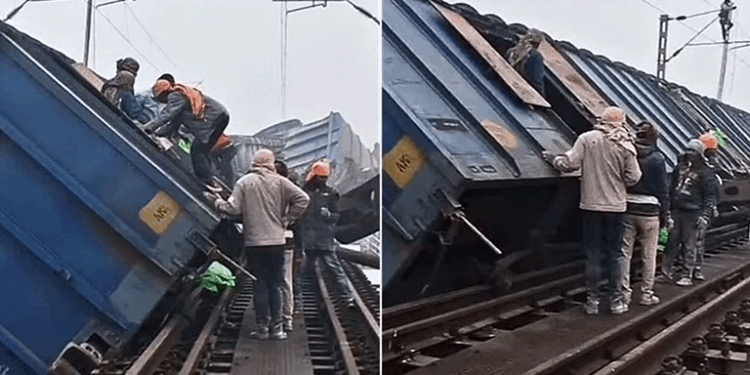 जमुई में पुल से गिरे सीमेंट लदे मालगाड़ी के डिब्बे, किउल-जसीडीह रेलखंड ठप