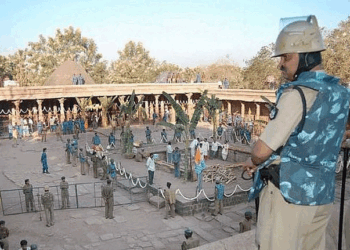 भोजशाला में बसंत पंचमी के दिन हिंदुओं को पूजा करने की इजाजत, जुमे की नमाज भी होगी