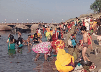 बसंत पंचमी पर गंगा-संगम में आस्था का सैलाब