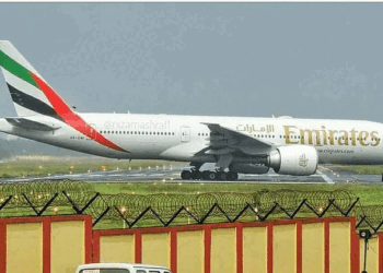 ड्रोन गिरने के बाद आग लगने से दुबई एयरपोर्ट बंद