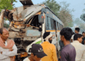 यूपी के मऊ में भीषण सड़क हादसा