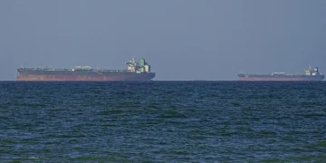 होर्मुज स्ट्रेट में भारतीय जहाजों पर गोलीबारी