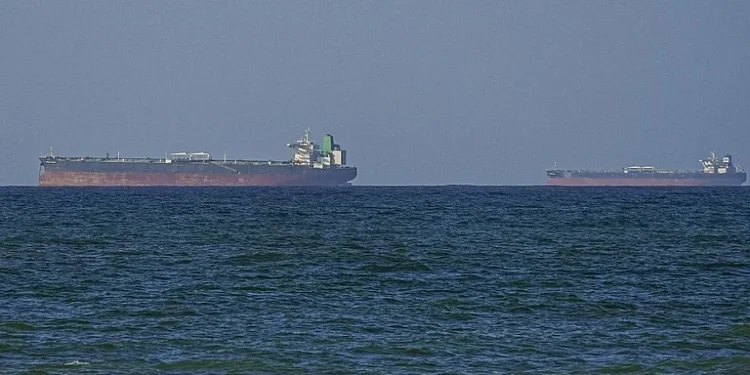 होर्मुज स्ट्रेट में भारतीय जहाजों पर गोलीबारी