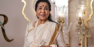 मशहूर गायिका आशा भोसले का निधन, 92 साल की उम्र में ली अंतिम सांस