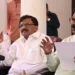 जो पार्टी छोड़ना चाहते हैं उन्हेँ छोड़ेंगे नहीं, हमने कानूनी लड़ाई की शुरुआत कर दी- संजय राउत