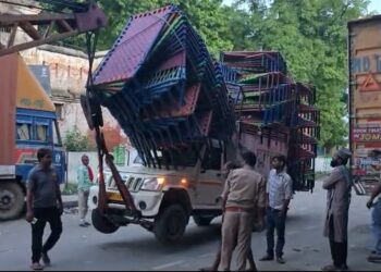 कौशांबी में अज्ञात वाहन की टक्कर से चार लोगों की मौत