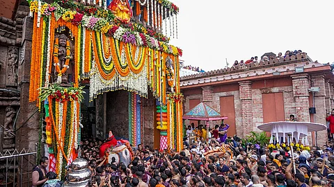 पुरी रथ यात्रा के दौरान भगदड़ जैसी स्थिति में एक व्यक्ति की मौत