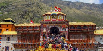 राम मंदिर के बाद अब बद्रीनाथ धाम में चंदा चोरी?