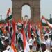 देशभर में स्वतंत्रता दिवस के मौके पर तिरंगे और देशभक्ति के रंग में जश्न का माहौल