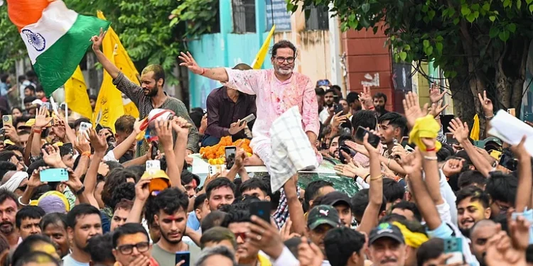 बीजेपी के ‘गढ़’ से उभरे प्रशांत किशोर, नितिन नवीन के करीबी नीरज कुमार को भारी मतों से हराया