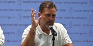 राहुल गांधी ने एक बार फिर मोदी सरकार पर हमला बोला